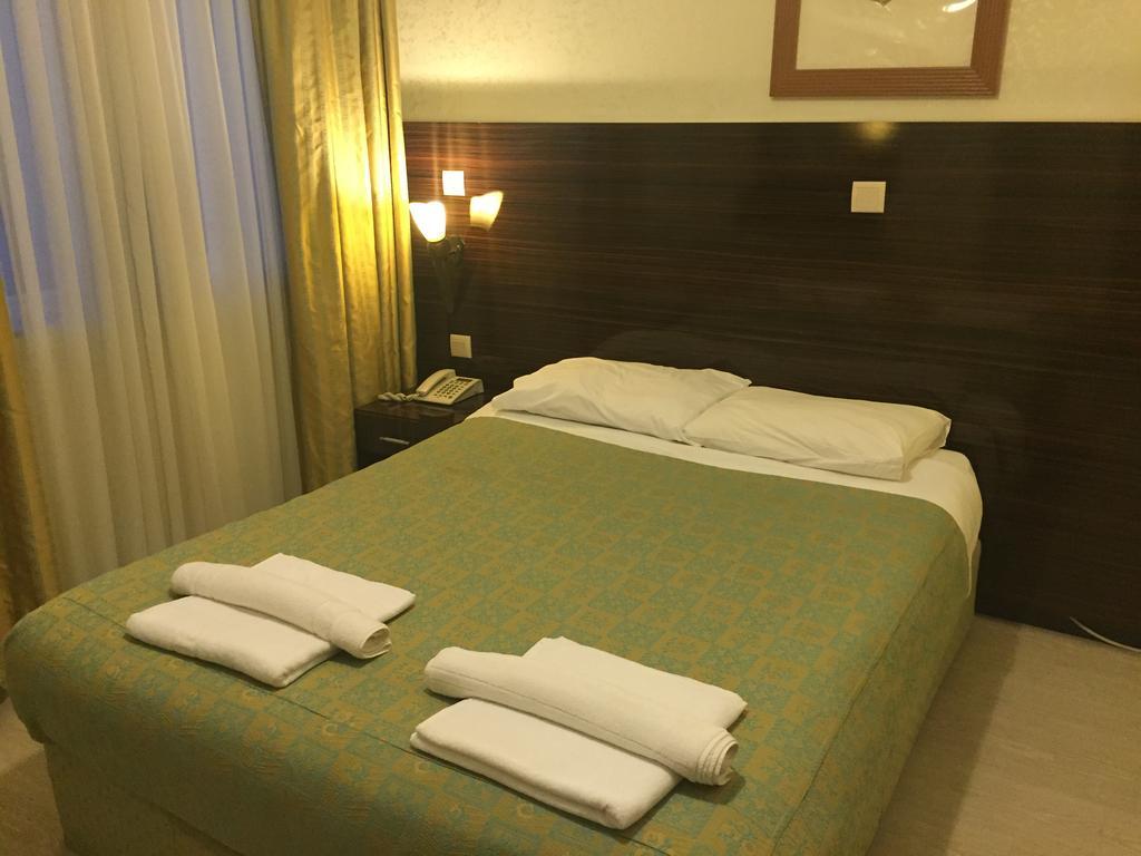 Sato Hotel Antalya Exteriör bild