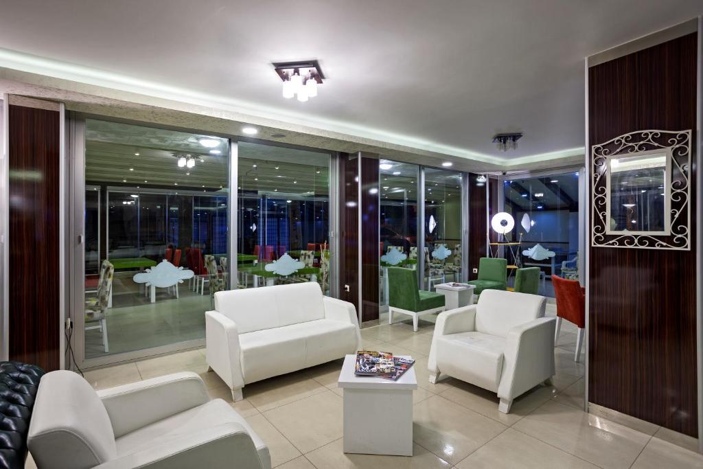 Sato Hotel Antalya Exteriör bild
